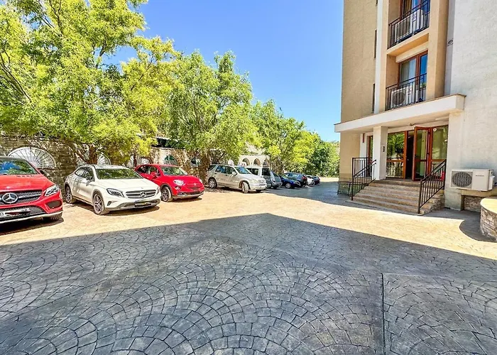 Queen's Lounge Appartement *