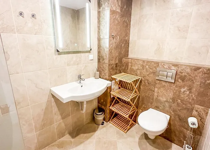 Queen's Lounge Appartement Baltsjik