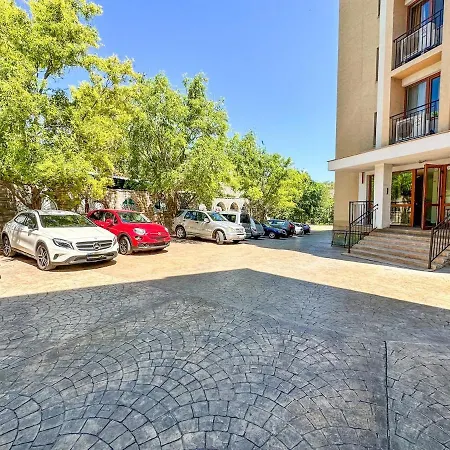 Queen's Lounge Appartamento *